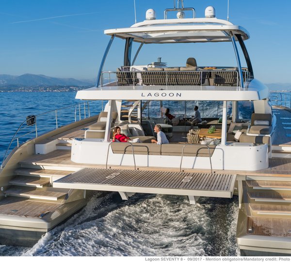 Lagood Catamaran DOUBLE DOWN