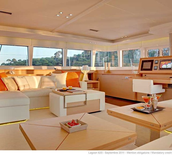 Lagoon 620 ADRIATIC LION - Main salon