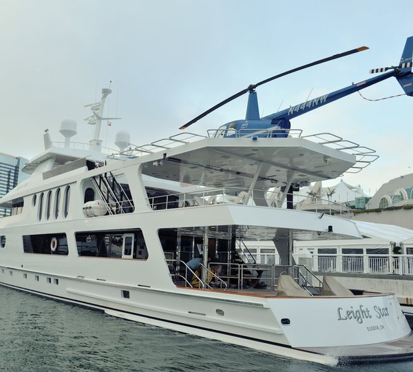 Leight Star And Helicopter