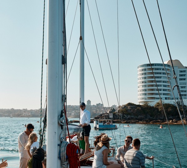 Lifestyle - Bow To Stern