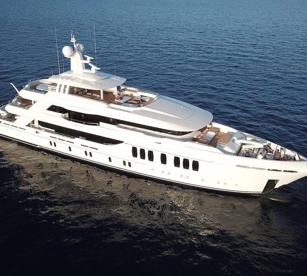 Liquid-Sky-by CMB-Yachts - Profile