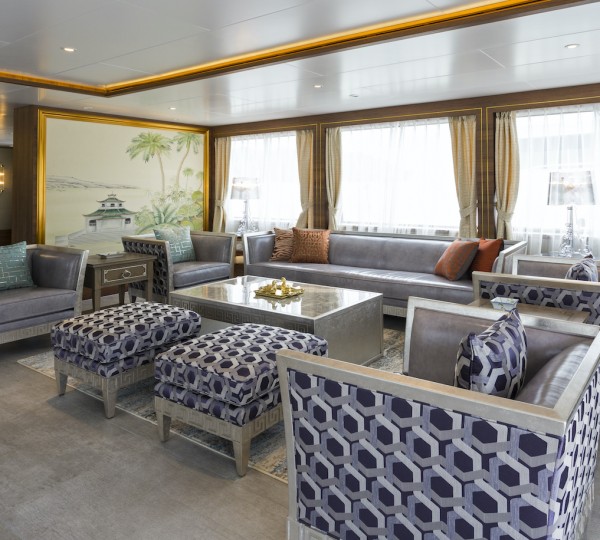 Lounge - Seating Area