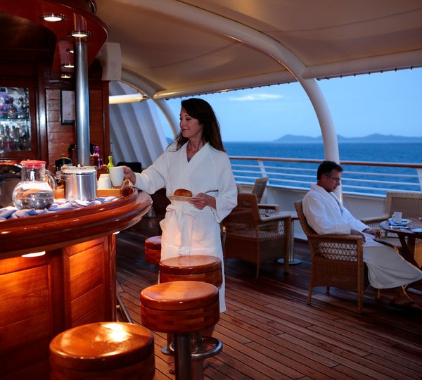 Luxury Cruise Yacht SEA DREAM 