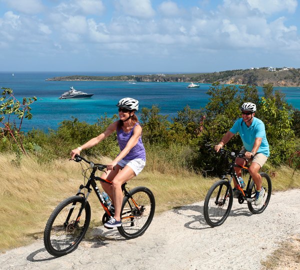 Luxury Cruise Yacht SEA DREAM 