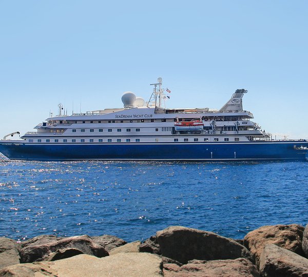 Luxury Cruise Yacht SEA DREAM