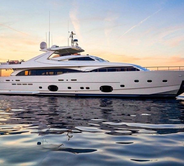 Luxury Superyacht ACCEPTUS