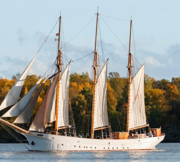 Luxury Superyacht ANNY VON HAMBURG