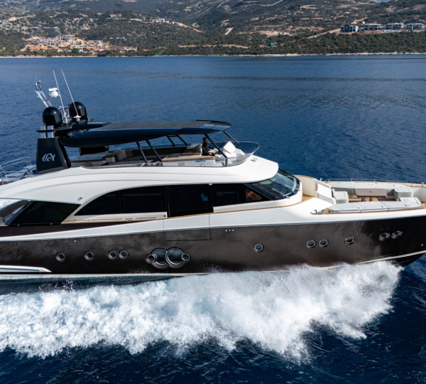 Luxury Superyacht BELLA LUNA