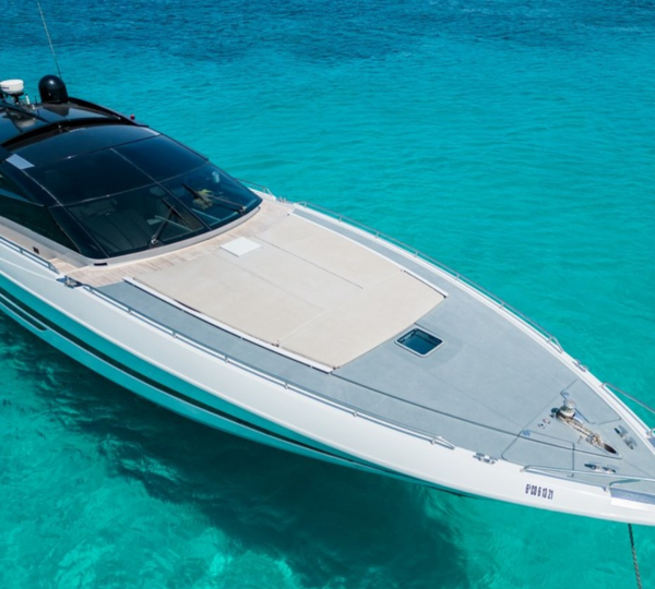 Luxury Superyacht CHILLI