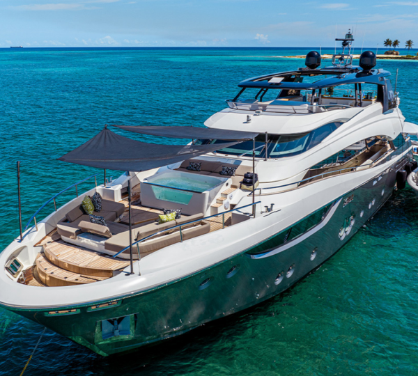 Luxury Superyacht CIELO NERO