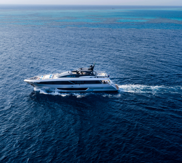Luxury Superyacht DARK HORSE