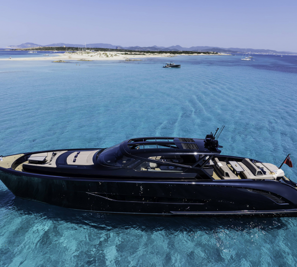 Luxury Superyacht DOUBLE U