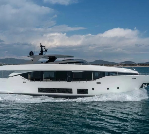 Luxury Superyacht FOUR JOYS