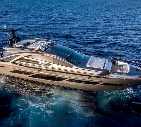 Luxury Superyacht JUST 4