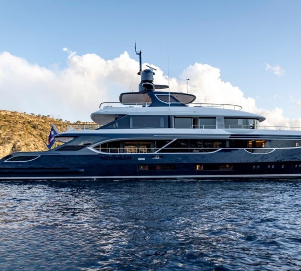Luxury Superyacht LIV LOVE
