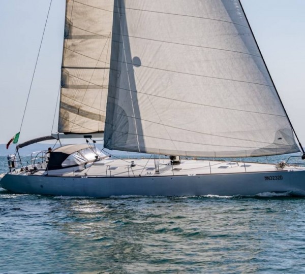 Luxury Superyacht MAGIA 2