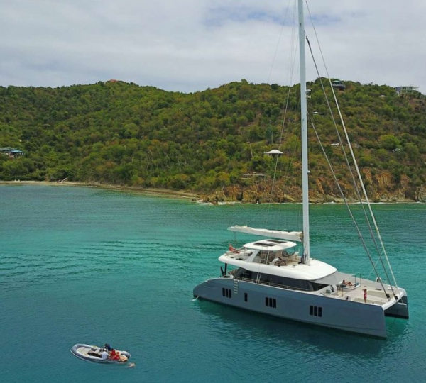 Luxury Superyacht MANA KAI