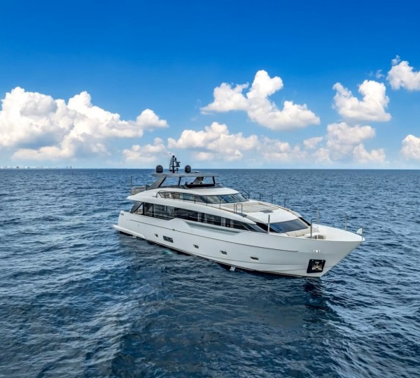 Luxury Superyacht NOTYNOG