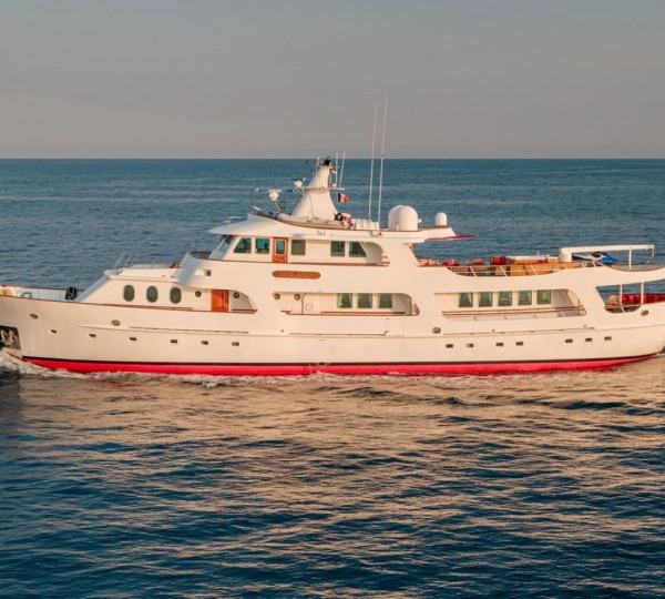 Luxury Superyacht SEA LION