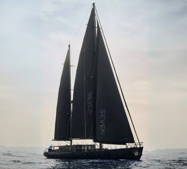 Luxury Superyacht SEVEN