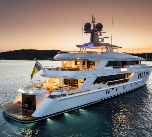 Luxury Yacht FORTUNA