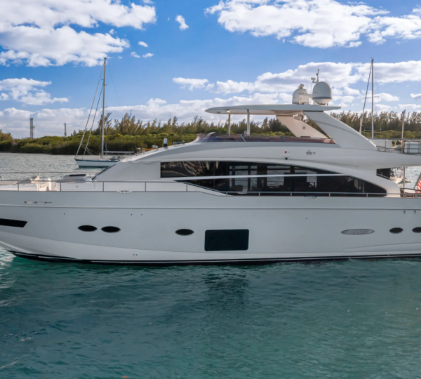 Luxury Yacht FREEDOM