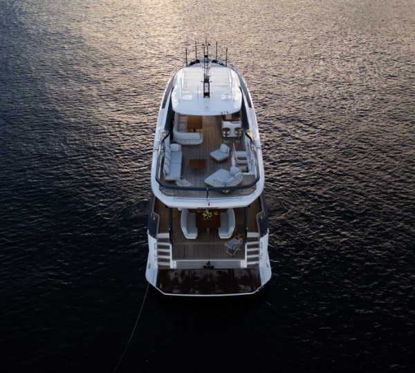 Luxury Yacht GETAWAY