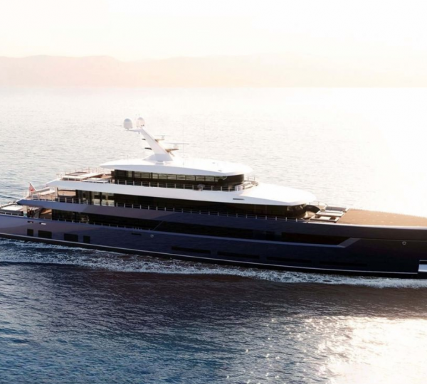 Luxury Yacht LES CINQ