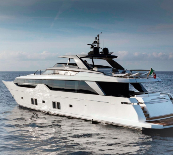 Luxury Yacht PIOLA