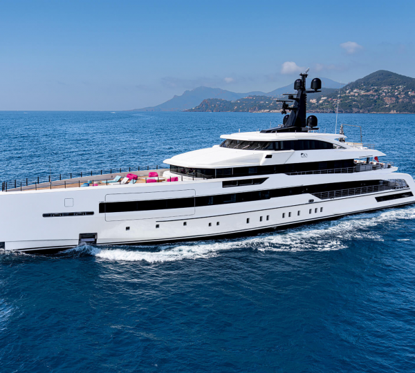 Luxury Yacht RIO