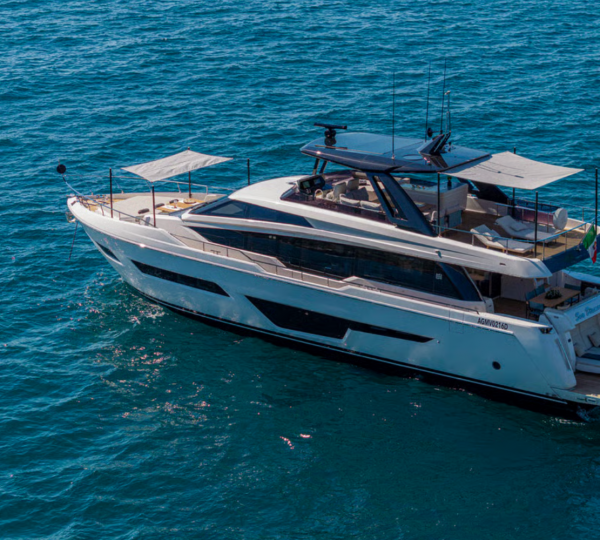 Luxury Yacht SEA DIAMOND