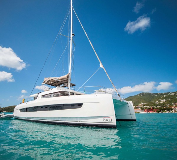 Luxury Catamaran Yacht SOUTHERN QUEEN