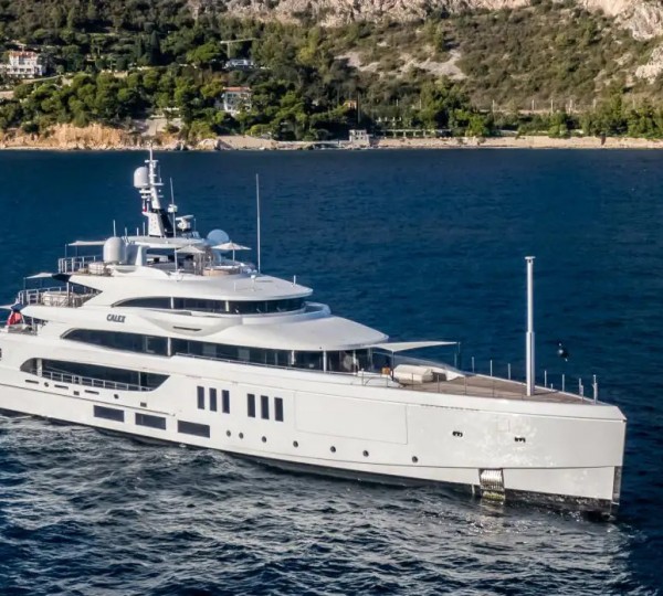Luxury Motor Yacht CALEX