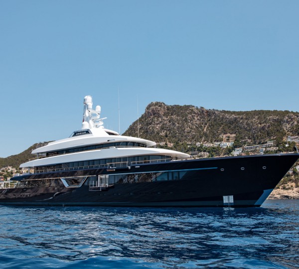 Luxury Motor Yacht LONIAN Built By Feadship
