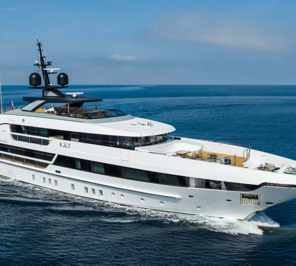 Luxury Motor Yacht RMF