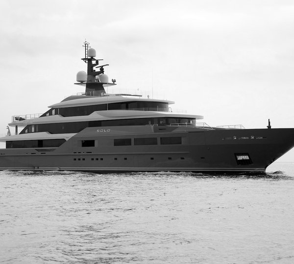 Luxury Motor Yacht SOLO