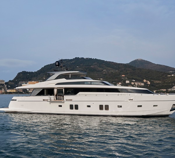 Luxury Motor Yacht VITTORIA