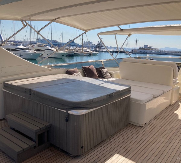 Luxury Yacht GEORG I - Sun Deck