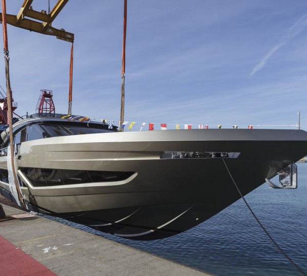 Luxury Yacht HULL 198 Launches