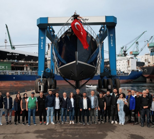 Luxury Yacht LEGATO Launches