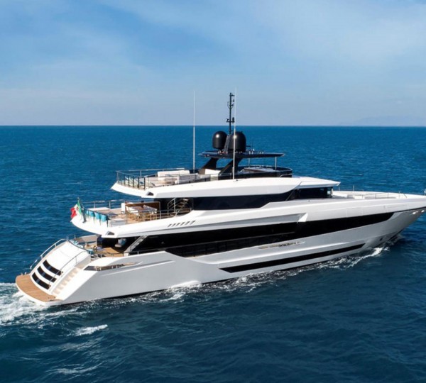 Luxury Yacht PROJECT COMO