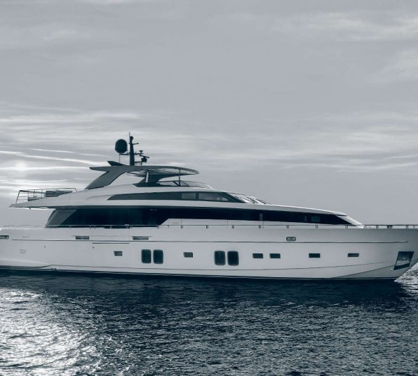 Luxury Yacht SALT