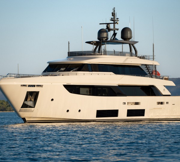 Luxury Yacht SK