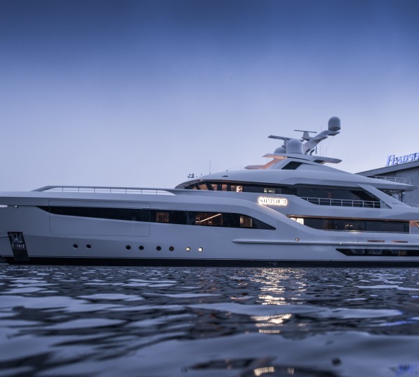 Luxury Yacht SOMNIUM 