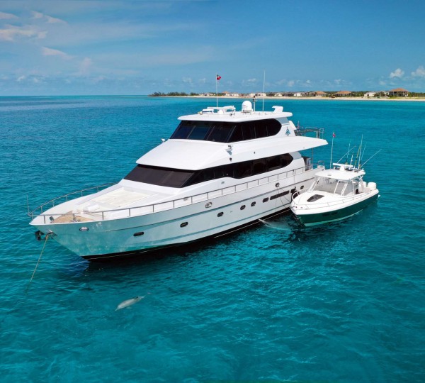 Luxury Yacht TORTUGA