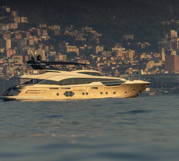Luxury Yacht VIVALDI