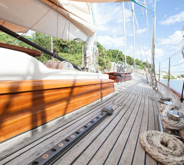 Luxury Yacht Charter