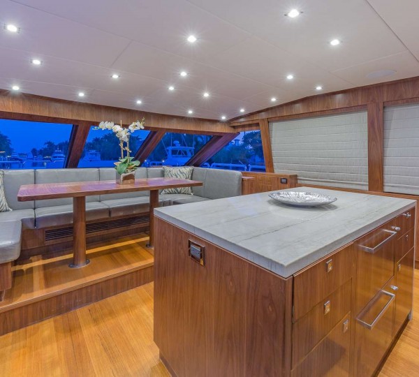 MB 3 Interior - Galley