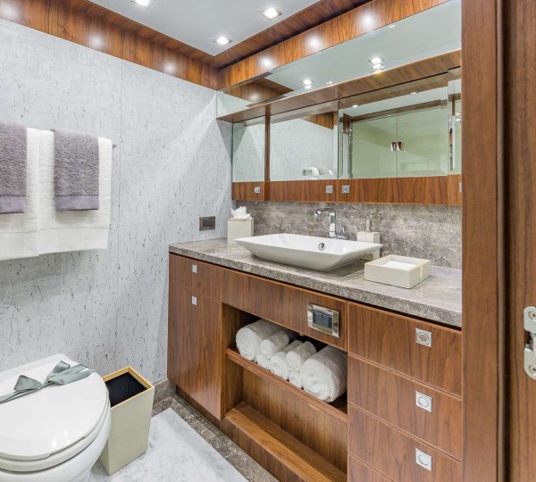 MB 3 Interior - VIP Ensuite