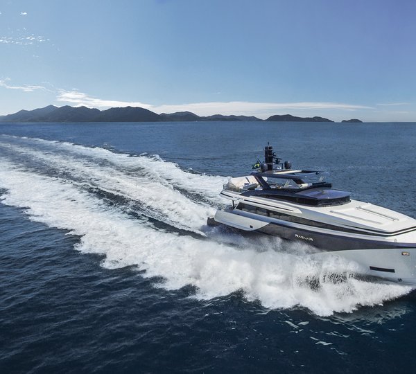MCP 925 Motor Yacht RAGNAR